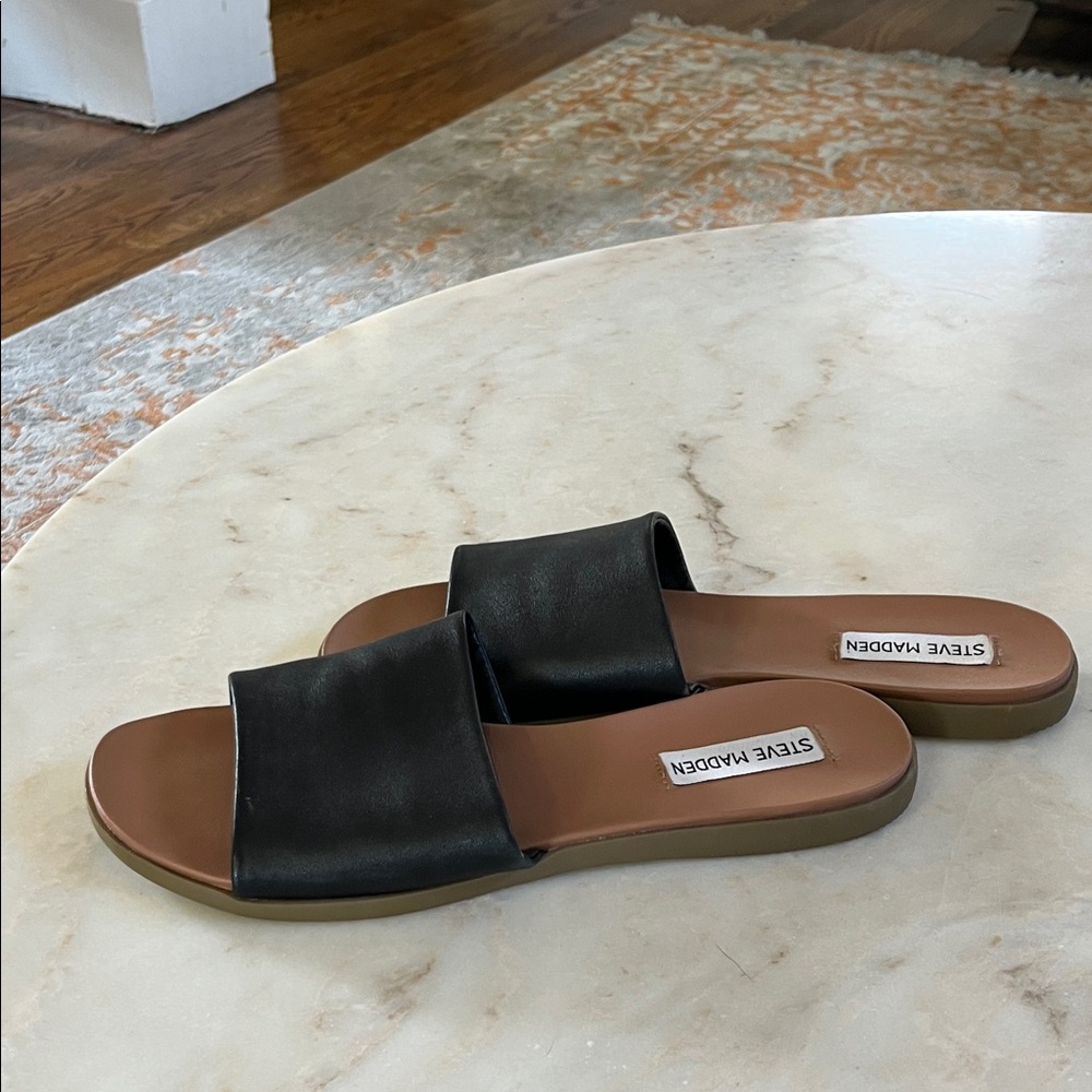 Steve Madden Black and Brown Slide Sandals